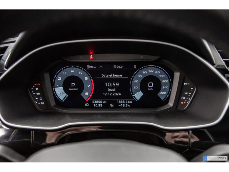 【九十脉推荐】无事故、极佳车况!2022 Audi Q3 Komfort (全景天窗),售价:$ 28,995(低于市场平均交易价格:9%)