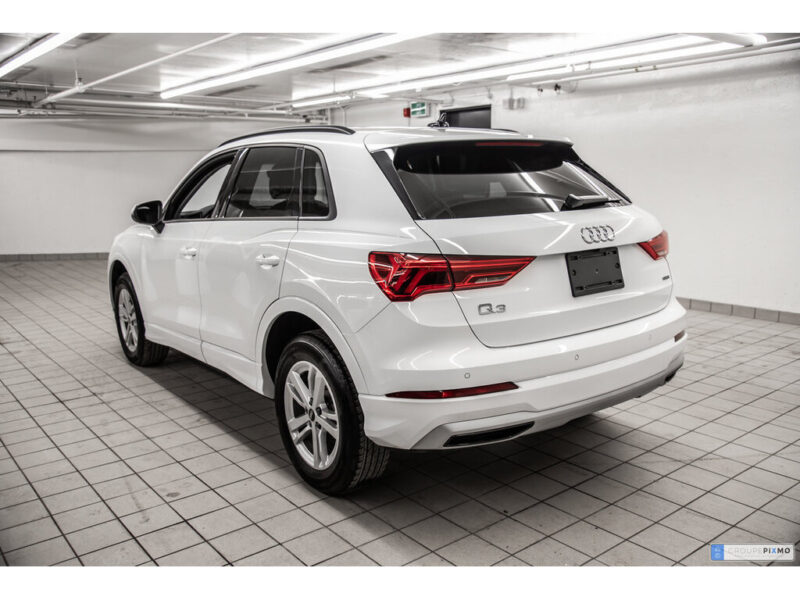 【九十脉推荐】无事故、极佳车况!2022 Audi Q3 Komfort (全景天窗),售价:$ 28,995(低于市场平均交易价格:9%)
