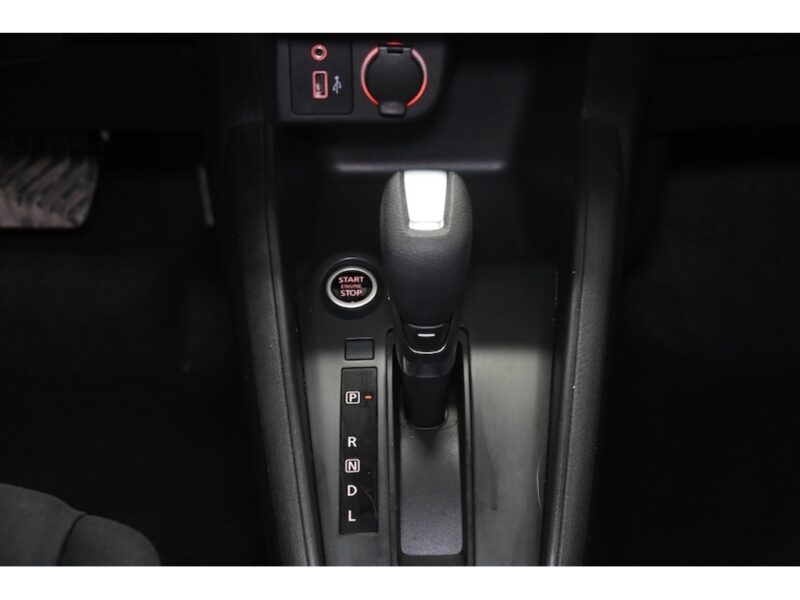 【九十脉推荐】一手车主, 无事故, 极低里程!2023 Nissan Kicks S,仅16,582 km售价:$21,595(低于市场平均交易价格:10%)