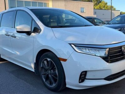 【九十脉推荐】2022 Honda Odyssey Touring，一手车主、无事故、较高性价比！售价：$41,995