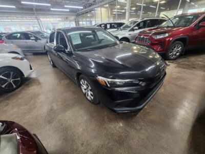 【九十脉推荐】一手车主、无事故、高性价比！2023 Honda Civic Sedan，LX CVT，售价：$24,495