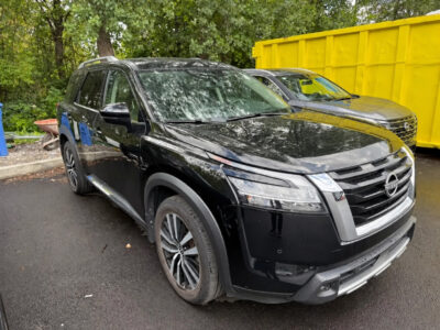 【九十脉推荐】一手车主、无事故、高性价比！2024 Nissan Pathfinder，Platinum，售价：$47,995